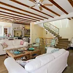 Serena Villa *