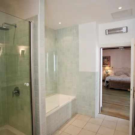 Βίλα Serena Βις