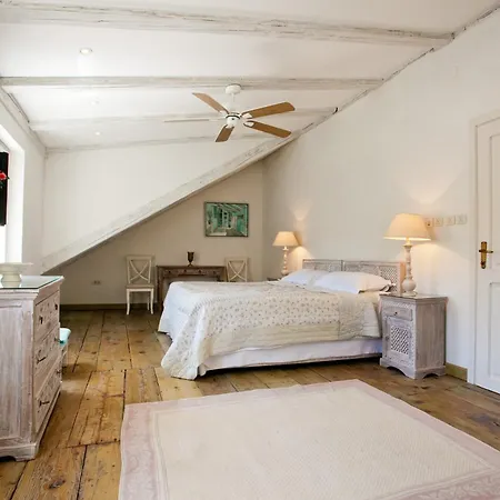 Serena Villa